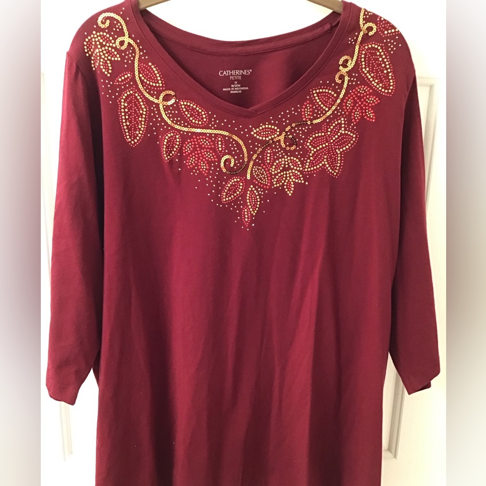 CATHERINES SZ 1X PETITE BURGUNDY TUNIC SEQUINS BEADS GUC TOP